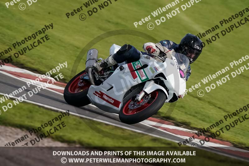 anglesey;brands hatch;cadwell park;croft;donington park;enduro digital images;event digital images;eventdigitalimages;mallory;no limits;oulton park;peter wileman photography;racing digital images;silverstone;snetterton;trackday digital images;trackday photos;vmcc banbury run;welsh 2 day enduro